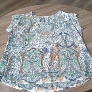 DR 2 blouse sz M multi colors blue,green,pink mustard yellow, and cream